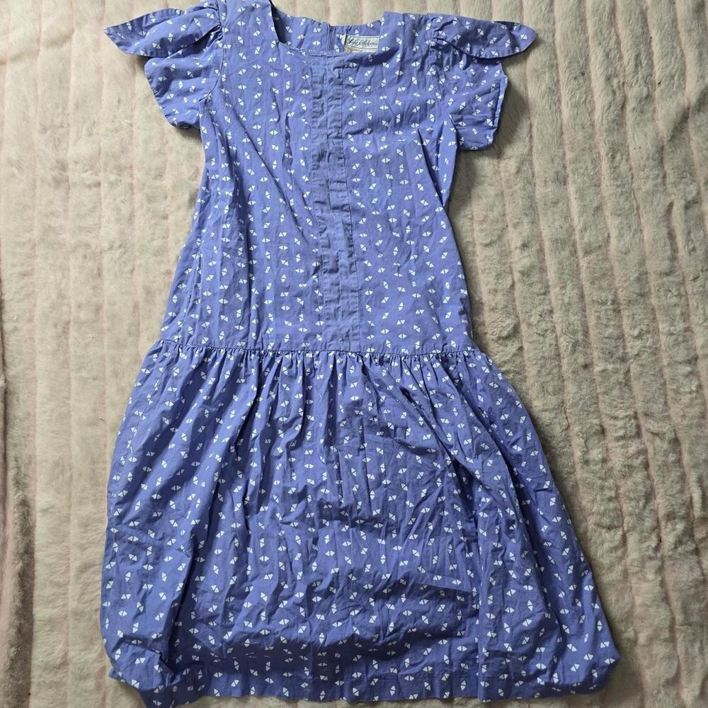 A Vintage Saks Fifth Avenue Dress WITH Pockets! Powder Blue with Triangle Design